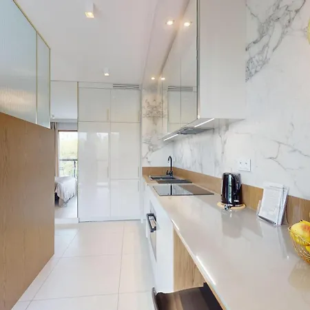 Apart-hotel Ahop 3*